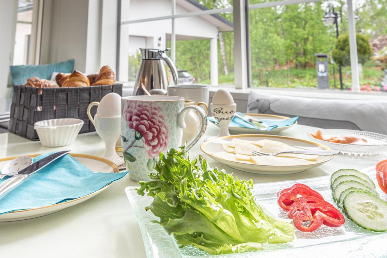 Villa Jokivarsi Bed & Breakfast Vantaa Eksteriør billede