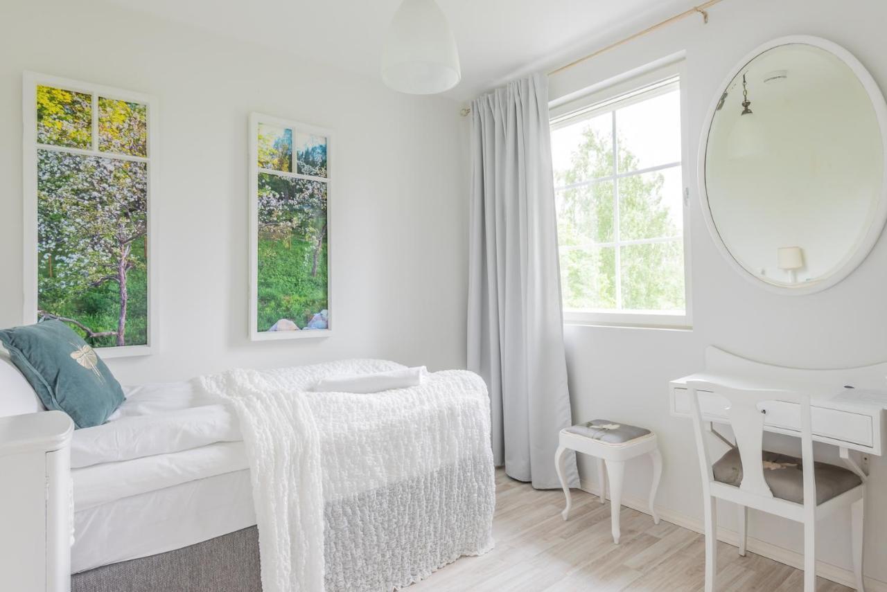 Villa Jokivarsi Bed & Breakfast Vantaa Eksteriør billede
