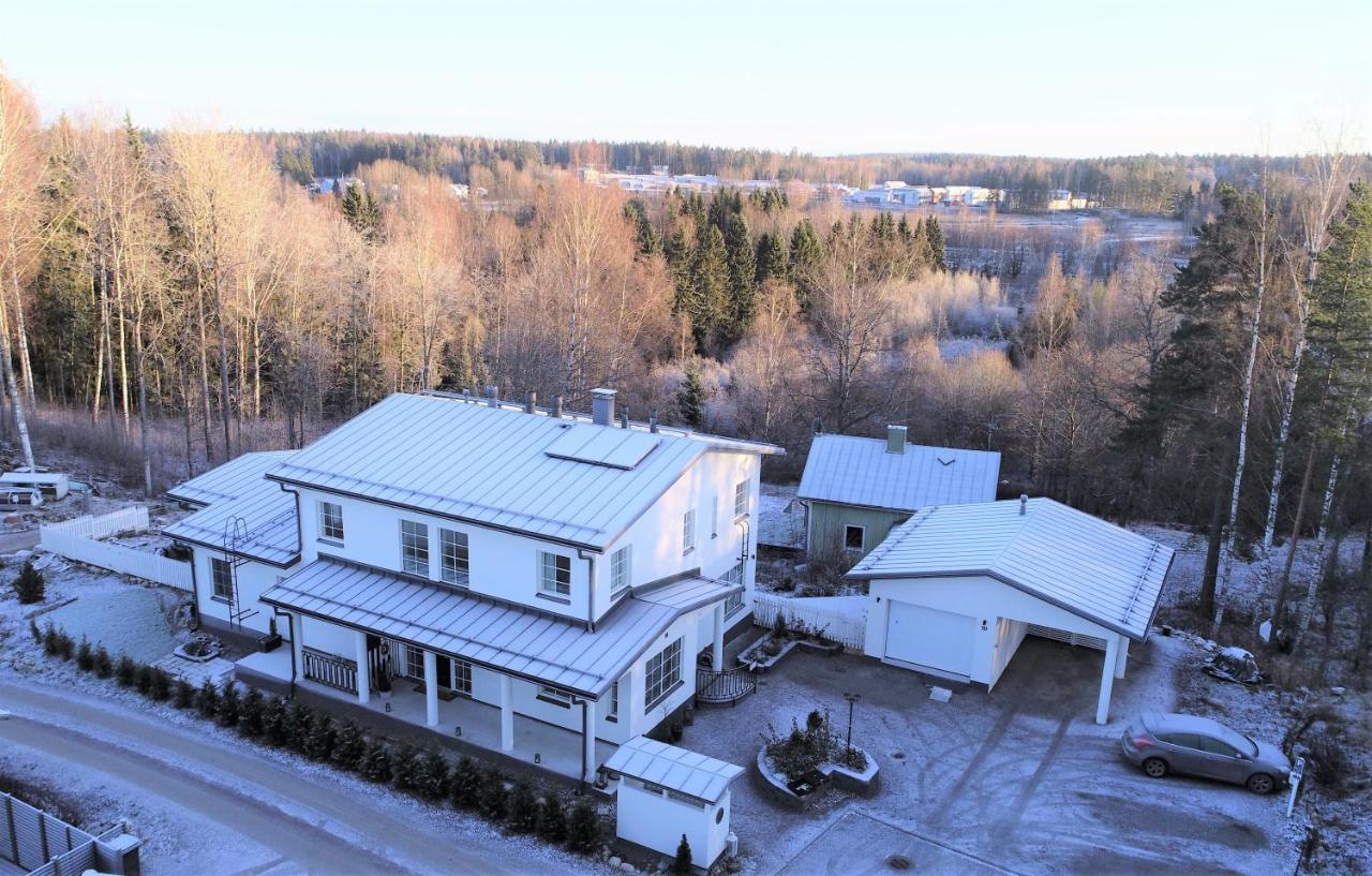 Villa Jokivarsi Bed & Breakfast Vantaa Eksteriør billede